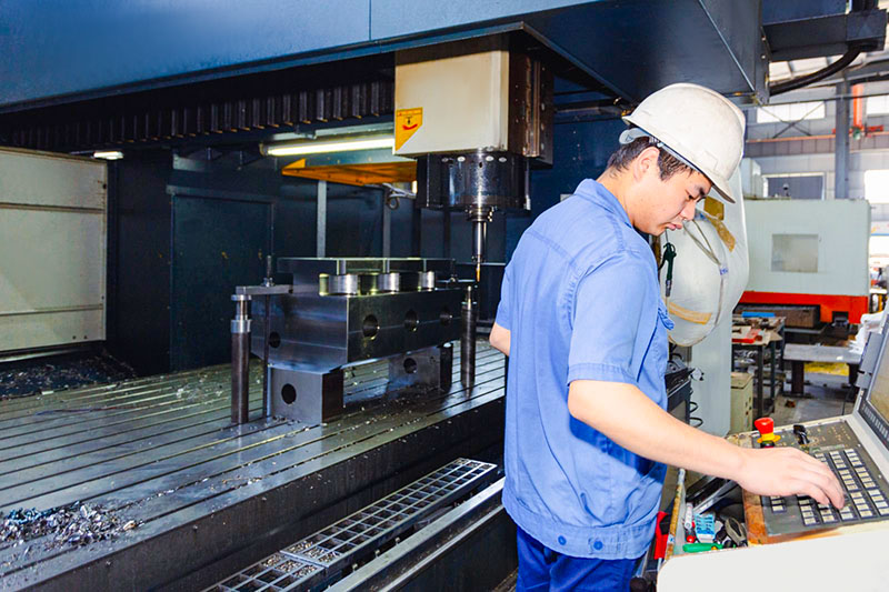 مركز تصنيع الرافعات الجسرية CNC في تايوان يونغجو